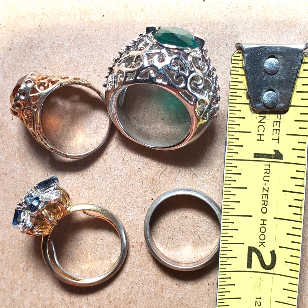 Four rings lot